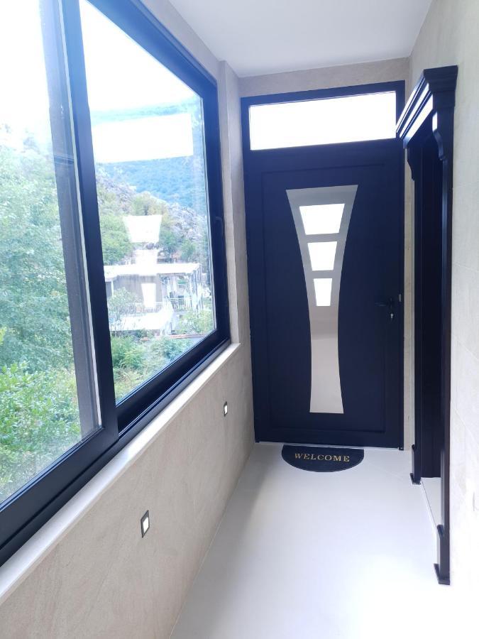 Clive Apartments Kotor Buitenkant foto