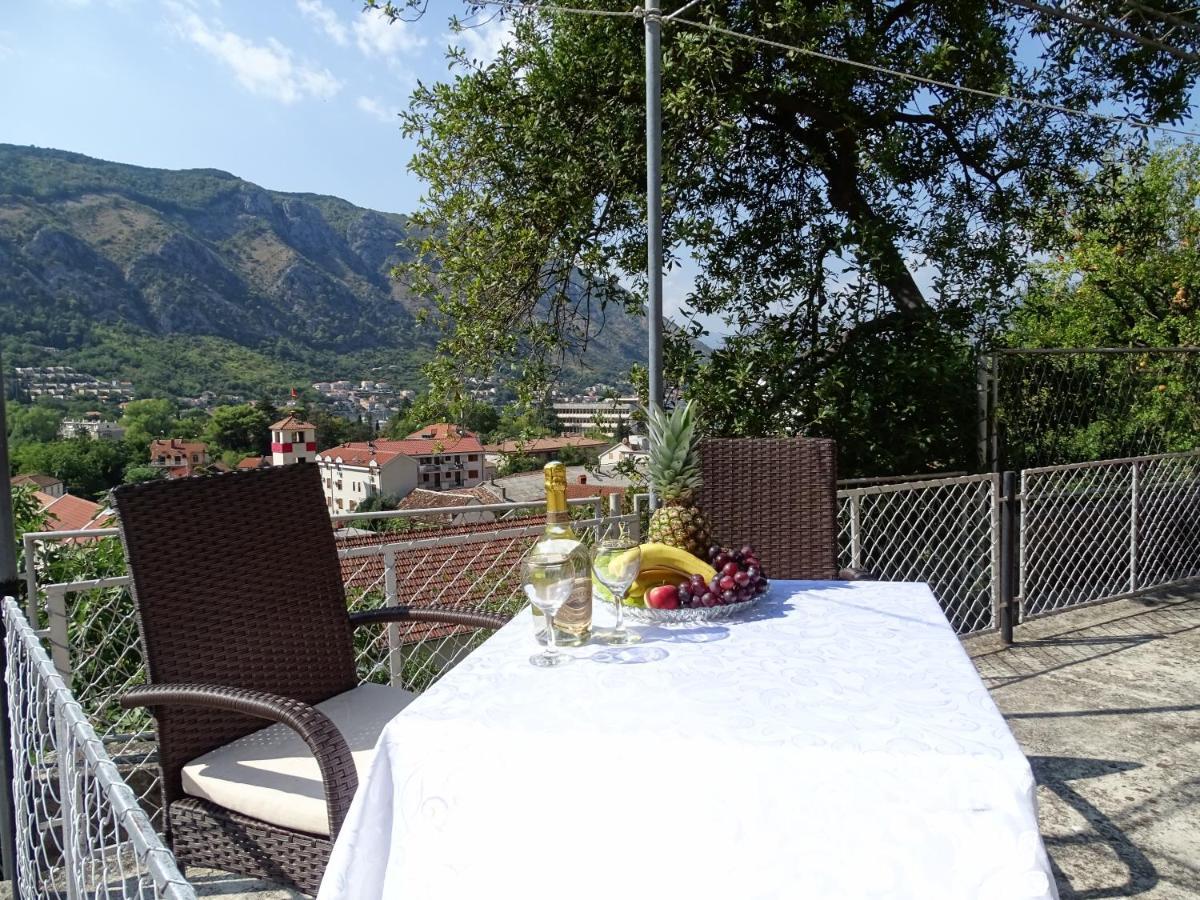 Clive Apartments Kotor Buitenkant foto